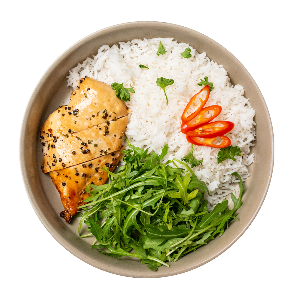 BosuPrep halal meal with chicken, white rice, with green and red garnish